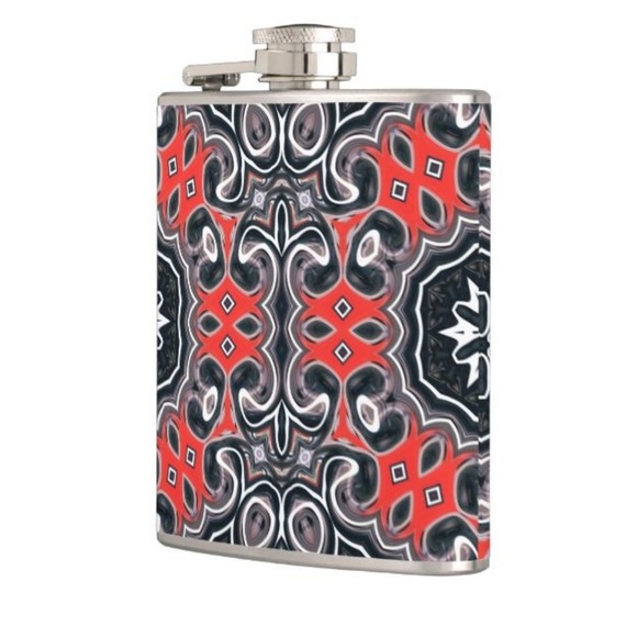 Red & Black Bandana Print Flask 6oz New - Picture 2 of 4